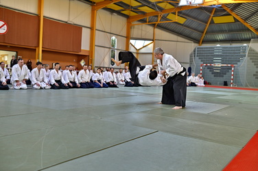  aïkido traditionnel Tassin 69 pratique devant l'Atrium 